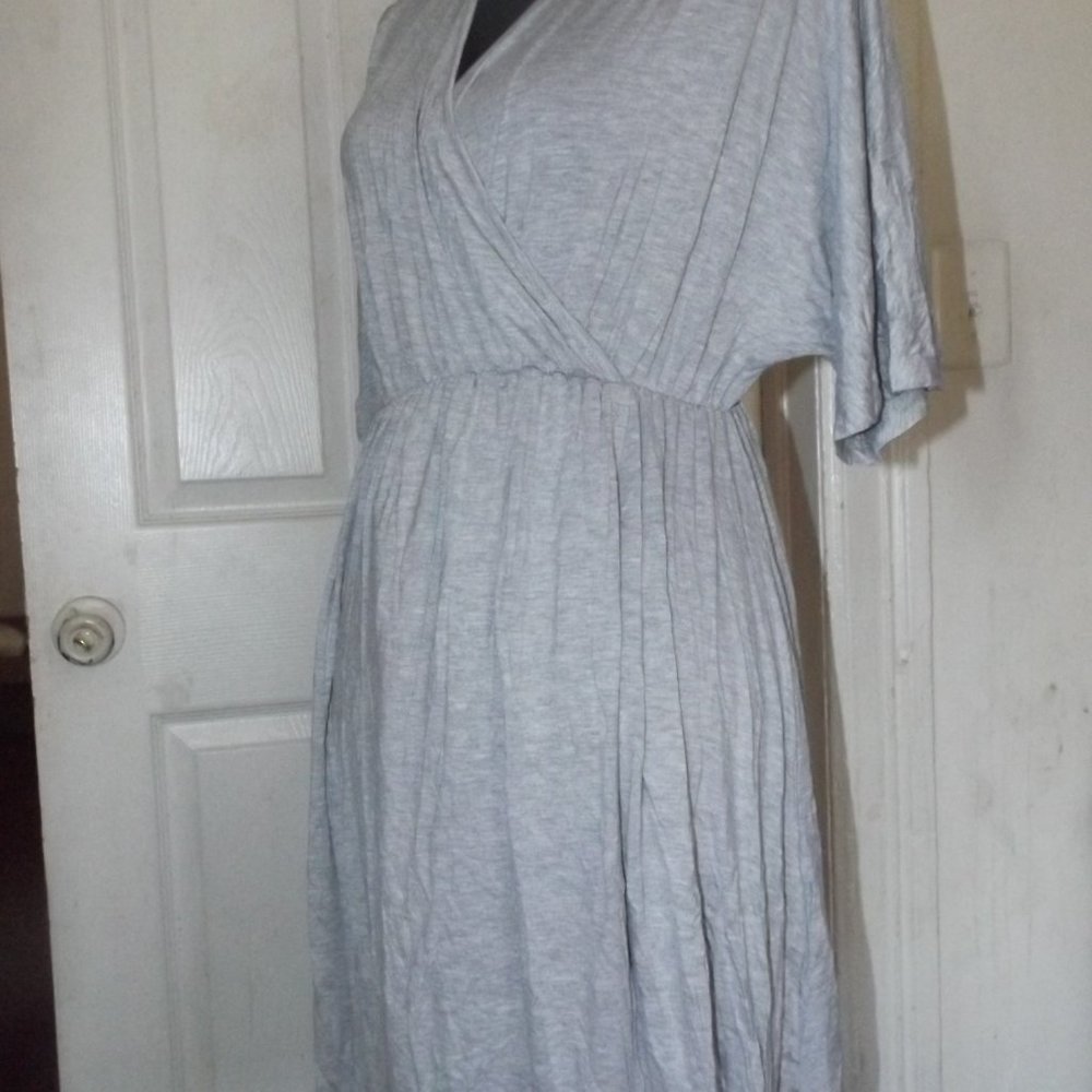 NWT EKOUAER MATERNITY NIGHTGOWN GREY